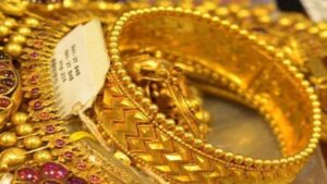 Gold gains by ₹177, silver gains ₹83